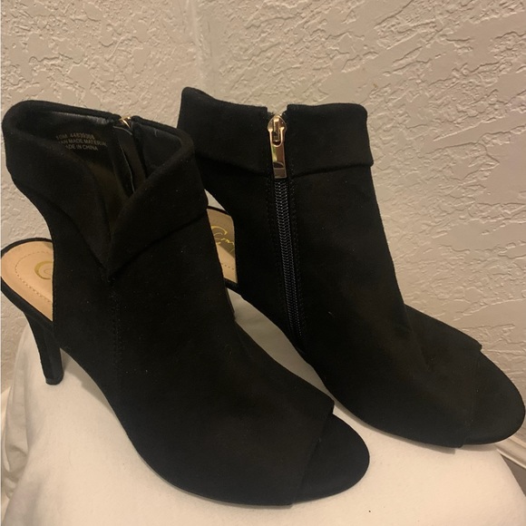 Cato Peep Toe and Heel Shoes Size 10 NEW - Picture 2 of 4